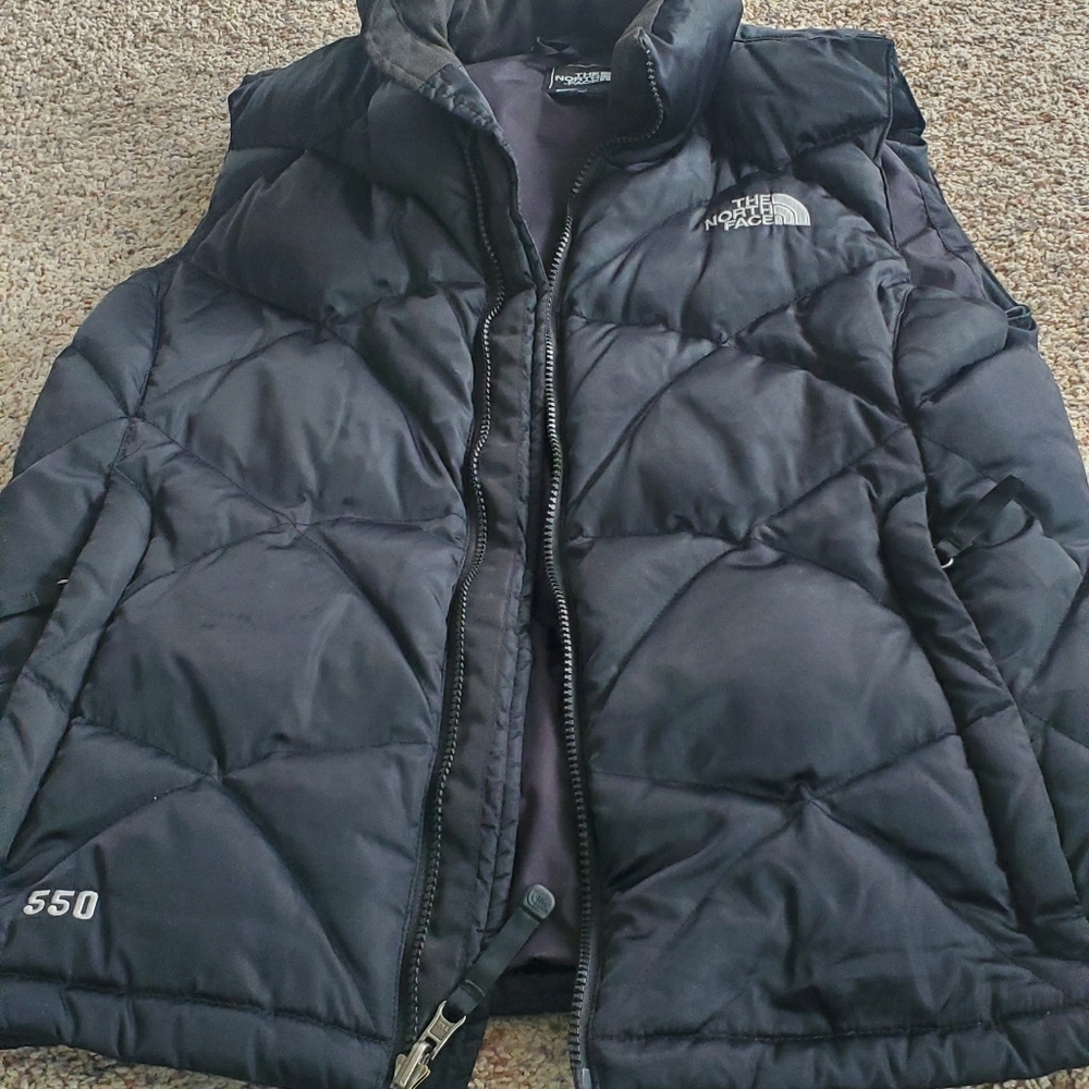 The North Face 550 vest